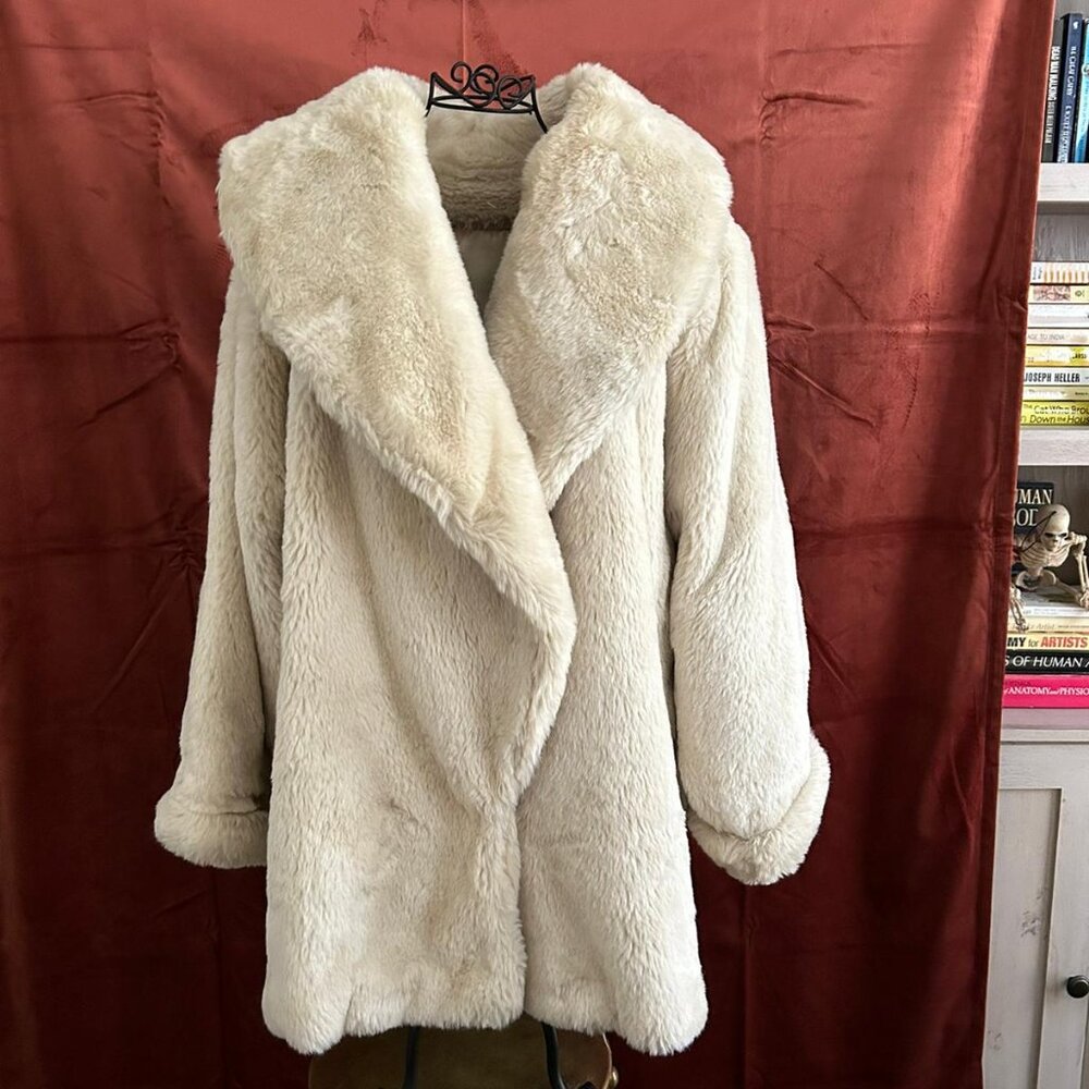 This is a glamorous faux fur coat!